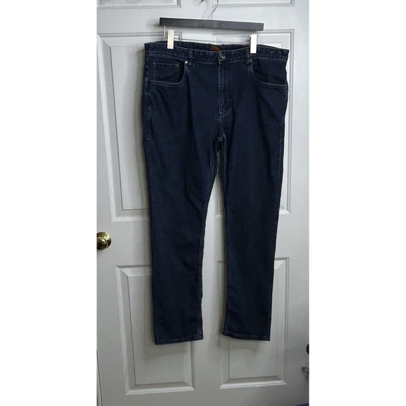 Tommy Bahama Other - Tommy Bahama Jeans Men's 44 x 32 ** Blue Darker Medium Wash READ*